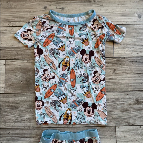 Bamboo Necessities | Disney Magical Summer Bamboo Pajama Set | Size: 5/6 - Picture 3 of 7